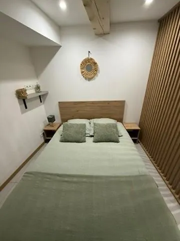 F2 Quartier Des Arts St Raphael *